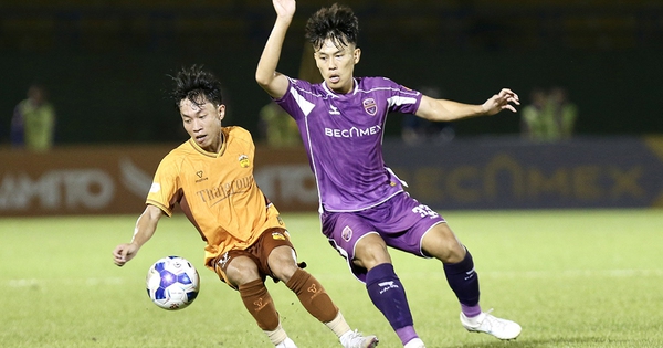 CLB Becamex TP.HCM chia tay V-League: Nỗi đau của người hâm mộ và cơ hội mới từ XX88 - hình ảnh - playxx88.com CLB Becamex TP.HCM chia tay V-League: Nỗi đau của người hâm mộ và cơ hội mới từ XX88 - hình ảnh - playxx88.com