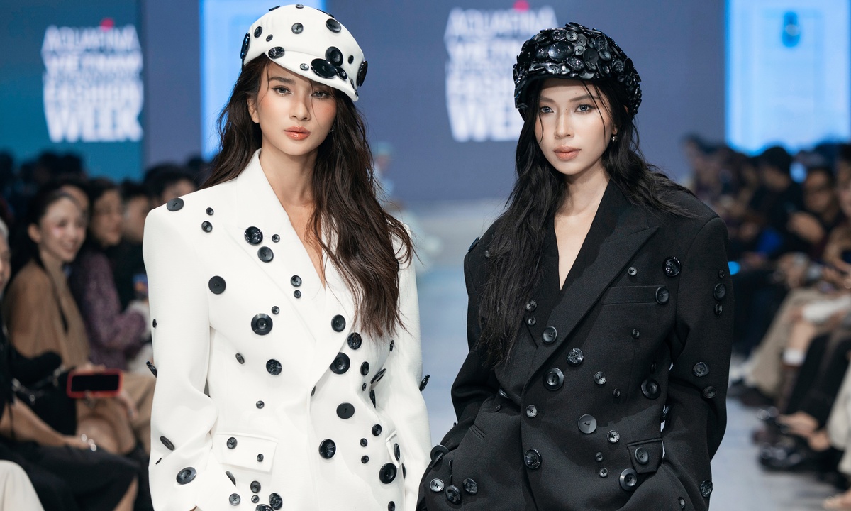 Kim Tuyến và Đồng Ánh Quỳnh lần đầu catwalk tại Tuần thời trang Quốc tế Việt Nam 2026 - hình ảnh - playxx88.com Kim Tuyến và Đồng Ánh Quỳnh lần đầu catwalk tại Tuần thời trang Quốc tế Việt Nam 2026 - hình ảnh - playxx88.com
