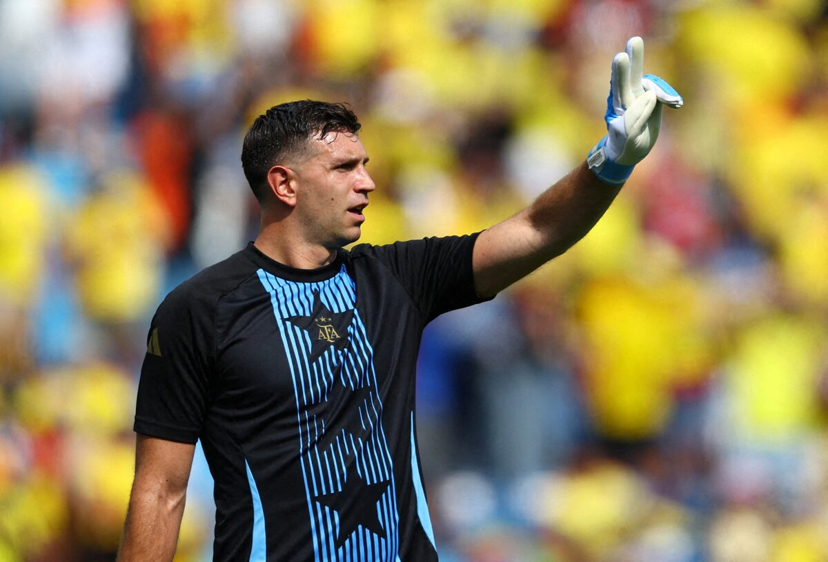 Giáo án đặc biệt cho Emiliano Martinez trước World Cup 2026 - hình ảnh - playxx88.com Giáo án đặc biệt cho Emiliano Martinez trước World Cup 2026 - hình ảnh - playxx88.com