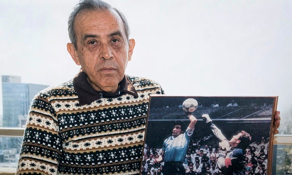 Hậu trường bức ảnh ‘Bàn tay của Chúa’ và hành trình trở thành huyền thoại tại World Cup 1986 - hình ảnh - playxx88.com Hậu trường bức ảnh ‘Bàn tay của Chúa’ và hành trình trở thành huyền thoại tại World Cup 1986 - hình ảnh - playxx88.com