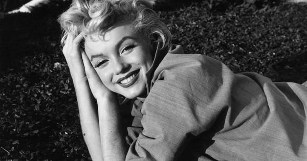 Cái chết của Marilyn Monroe: Bí ẩn chưa lời giải và góc nhìn từ XX88 - hình ảnh - playxx88.com Cái chết của Marilyn Monroe: Bí ẩn chưa lời giải và góc nhìn từ XX88 - hình ảnh - playxx88.com