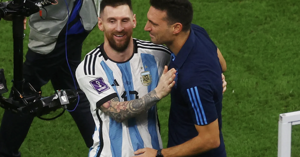 HLV Scaloni tiết lộ sự thật gây sốc về ‘quyền lực’ đặc biệt của Messi trong đội tuyển Argentina - hình ảnh - playxx88.com HLV Scaloni tiết lộ sự thật gây sốc về ‘quyền lực’ đặc biệt của Messi trong đội tuyển Argentina - hình ảnh - playxx88.com