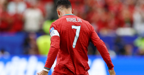 XX88 hỗ trợ 24/7: Ronaldo lập kỷ lục vô tiền khoáng hậu tại World Cup 2026 - hình ảnh - playxx88.com XX88 hỗ trợ 24/7: Ronaldo lập kỷ lục vô tiền khoáng hậu tại World Cup 2026 - hình ảnh - playxx88.com
