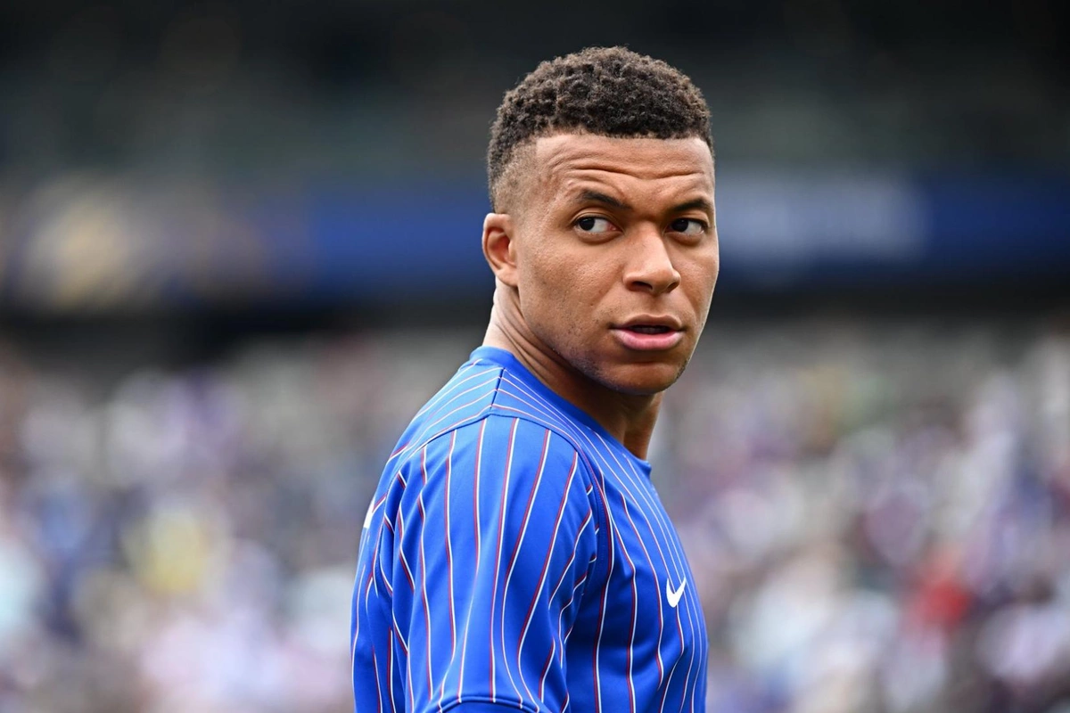 Mbappe đứng trước cơ hội xô đổ thêm kỷ lục World Cup - hình ảnh - playxx88.com Mbappe đứng trước cơ hội xô đổ thêm kỷ lục World Cup - hình ảnh - playxx88.com