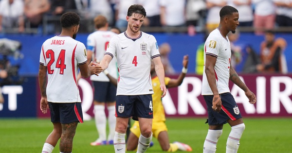 Declan Rice gây lo lắng cho đội tuyển Anh, HLV Tuchel cho cầu thủ đi chơi golf - hình ảnh - playxx88.com Declan Rice gây lo lắng cho đội tuyển Anh, HLV Tuchel cho cầu thủ đi chơi golf - hình ảnh - playxx88.com