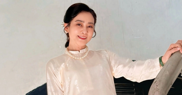 XX88 chính thức: NSƯT Tuyết Thu lên chức Phó Chủ tịch Hội Sân khấu TP.HCM - hình ảnh - playxx88.com XX88 chính thức: NSƯT Tuyết Thu lên chức Phó Chủ tịch Hội Sân khấu TP.HCM - hình ảnh - playxx88.com