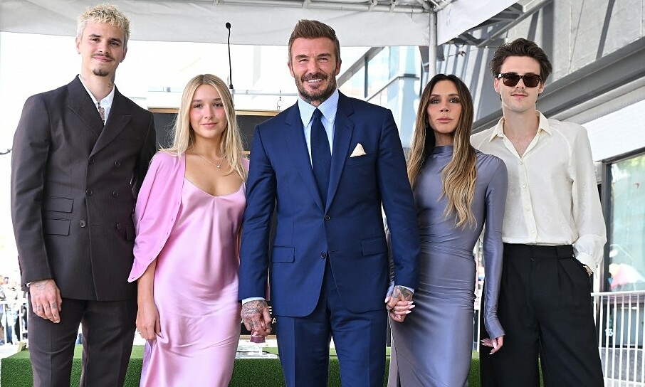 Nhà cái cá cược số 1 XX88 chúc mừng David Beckham nhận sao trên Đại lộ Danh vọng - hình ảnh - playxx88.com Nhà cái cá cược số 1 XX88 chúc mừng David Beckham nhận sao trên Đại lộ Danh vọng - hình ảnh - playxx88.com