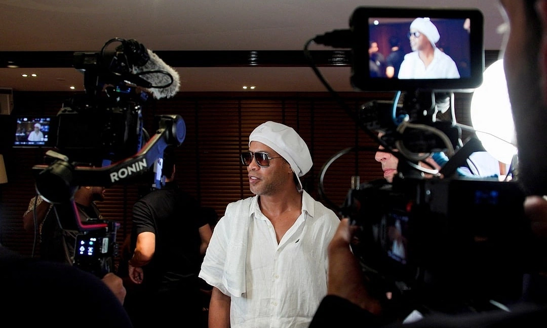 Ronaldinho trở lại thi đấu ở tuổi 46: Huyền thoại Brazil ký hợp đồng với CLB Ravenna - hình ảnh - playxx88.com Ronaldinho trở lại thi đấu ở tuổi 46: Huyền thoại Brazil ký hợp đồng với CLB Ravenna - hình ảnh - playxx88.com