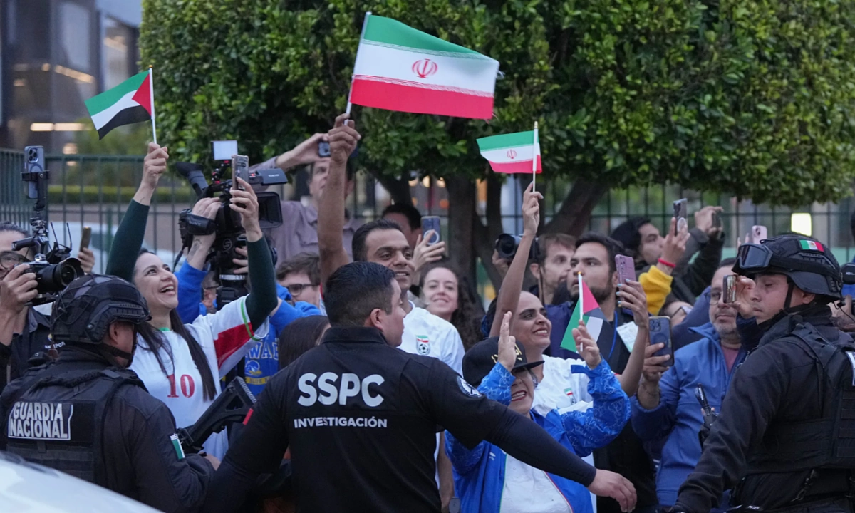 FIFA thu hồi suất mua vé World Cup của CĐV Iran: Tác động đến người hâm mộ và cộng đồng cá cược - hình ảnh - playxx88.com FIFA thu hồi suất mua vé World Cup của CĐV Iran: Tác động đến người hâm mộ và cộng đồng cá cược - hình ảnh - playxx88.com