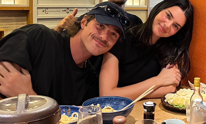 Link vào nhà cái XX88: Kendall Jenner và Jacob Elordi gây sốt tại Nhật Bản - hình ảnh - playxx88.com Link vào nhà cái XX88: Kendall Jenner và Jacob Elordi gây sốt tại Nhật Bản - hình ảnh - playxx88.com