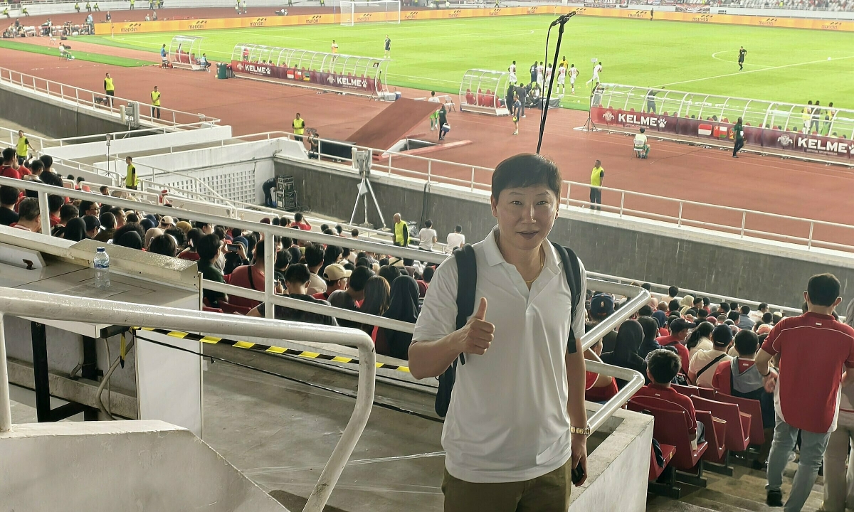 HLV Kim Sang-sik bị phát hiện do thám Indonesia trước thềm ASEAN Cup 2026 - hình ảnh - playxx88.com HLV Kim Sang-sik bị phát hiện do thám Indonesia trước thềm ASEAN Cup 2026 - hình ảnh - playxx88.com