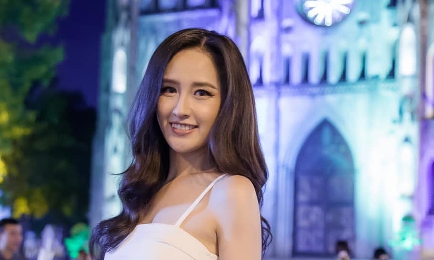 Thưởng tân thủ XX88: Khi Mai Phương Thúy dạo phố và phong cách sống hiện đại - hình ảnh - playxx88.com Thưởng tân thủ XX88: Khi Mai Phương Thúy dạo phố và phong cách sống hiện đại - hình ảnh - playxx88.com
