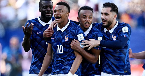 Mbappe giải quyết cuộc tranh luận nảy lửa ‘Messi – Ronaldo, ai giỏi hơn’ bằng câu trả lời gây sốc: góc nhìn mới cho người chơi Việt - hình ảnh - playxx88.com Mbappe giải quyết cuộc tranh luận nảy lửa ‘Messi – Ronaldo, ai giỏi hơn’ bằng câu trả lời gây sốc: góc nhìn mới cho người chơi Việt - hình ảnh - playxx88.com