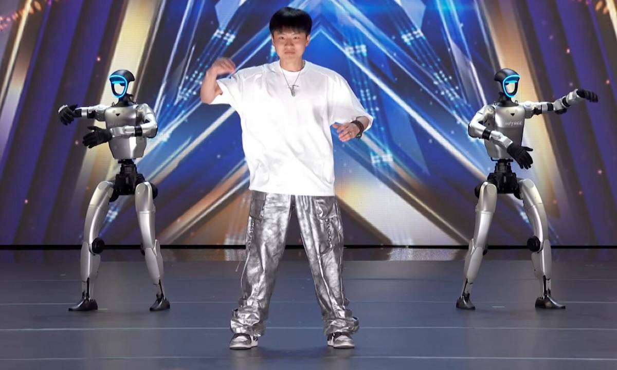 XX88 slot game và màn trình diễn robot gây bão tại America’s Got Talent - hình ảnh - playxx88.com XX88 slot game và màn trình diễn robot gây bão tại America’s Got Talent - hình ảnh - playxx88.com