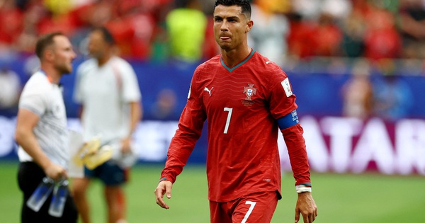 Bị gọi là ‘lời nguyền’ của đội tuyển Bồ Đào Nha, Ronaldo nói gì? - hình ảnh - playxx88.com Bị gọi là ‘lời nguyền’ của đội tuyển Bồ Đào Nha, Ronaldo nói gì? - hình ảnh - playxx88.com