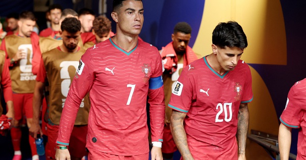 Căng thẳng mạng sau trận hòa Congo: Fan Ronaldo ‘nổi giận’ trên mạng xã hội - hình ảnh - playxx88.com Căng thẳng mạng sau trận hòa Congo: Fan Ronaldo ‘nổi giận’ trên mạng xã hội - hình ảnh - playxx88.com