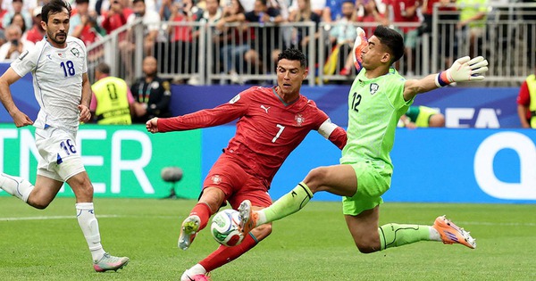 Bản lĩnh Ronaldo đưa Bồ Đào Nha vượt khó – Cơ hội trải nghiệm XX88 đổi thưởng hấp dẫn - hình ảnh - playxx88.com Bản lĩnh Ronaldo đưa Bồ Đào Nha vượt khó – Cơ hội trải nghiệm XX88 đổi thưởng hấp dẫn - hình ảnh - playxx88.com