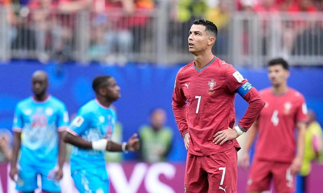 CĐV Congo hô tên Messi khi Ronaldo rời sân: Khoảnh khắc gây sốt World Cup 2026 - hình ảnh - playxx88.com CĐV Congo hô tên Messi khi Ronaldo rời sân: Khoảnh khắc gây sốt World Cup 2026 - hình ảnh - playxx88.com