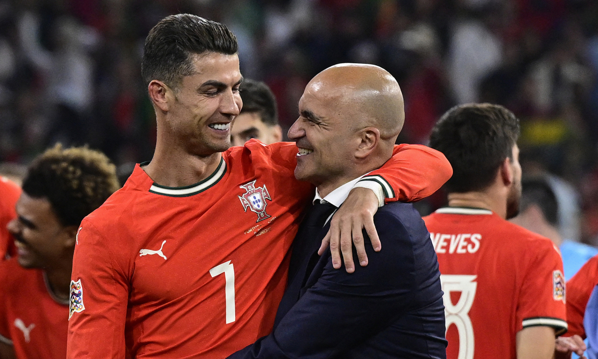 HLV Bồ Đào Nha: ‘Ronaldo như mới 18 tuổi’ – Cảm hứng cho fan cá cược thể thao XX88 - hình ảnh - playxx88.com HLV Bồ Đào Nha: ‘Ronaldo như mới 18 tuổi’ – Cảm hứng cho fan cá cược thể thao XX88 - hình ảnh - playxx88.com