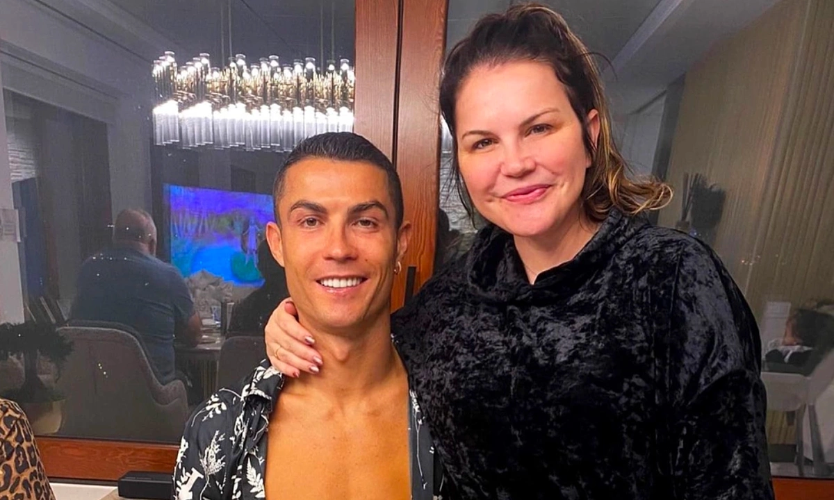 Chị gái Ronaldo chê Bồ Đào Nha đá dưới sức, fan XX88 băn khoăn về kèo cược - hình ảnh - playxx88.com Chị gái Ronaldo chê Bồ Đào Nha đá dưới sức, fan XX88 băn khoăn về kèo cược - hình ảnh - playxx88.com