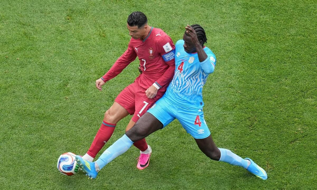 Ronaldo tịt ngòi 10 trận liên tiếp: Dấu hỏi lớn cho huyền thoại Bồ Đào Nha - hình ảnh - playxx88.com Ronaldo tịt ngòi 10 trận liên tiếp: Dấu hỏi lớn cho huyền thoại Bồ Đào Nha - hình ảnh - playxx88.com