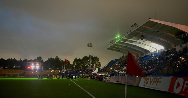 Cuộc đua trụ hạng V-League 2026: Nỗi đau của những cựu vương và cơ hội cho người hâm mộ - hình ảnh - playxx88.com Cuộc đua trụ hạng V-League 2026: Nỗi đau của những cựu vương và cơ hội cho người hâm mộ - hình ảnh - playxx88.com