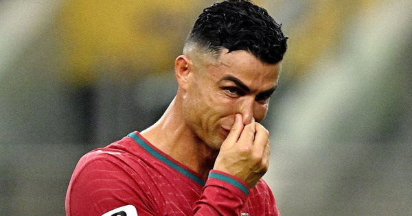 Chấm điểm Bồ Đào Nha – Tây Ban Nha: Ronaldo mờ nhạt, Yamal tỏa sáng - hình ảnh - playxx88.com Chấm điểm Bồ Đào Nha – Tây Ban Nha: Ronaldo mờ nhạt, Yamal tỏa sáng - hình ảnh - playxx88.com