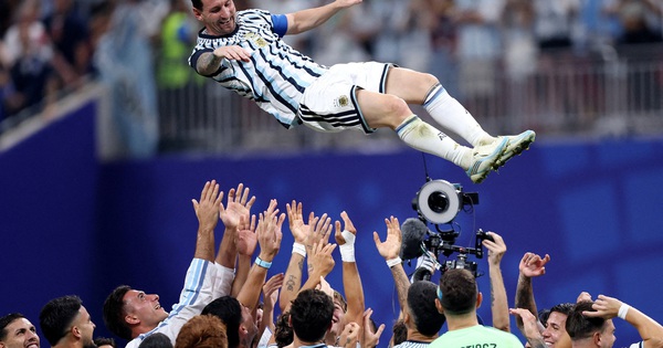 Roy Keane ca ngợi tinh thần ‘chiến đấu đường phố’ của Argentina sau kỳ tích lội ngược dòng không tưởng: góc nhìn mới cho người chơi Việt - hình ảnh - playxx88.com Roy Keane ca ngợi tinh thần ‘chiến đấu đường phố’ của Argentina sau kỳ tích lội ngược dòng không tưởng: góc nhìn mới cho người chơi Việt - hình ảnh - playxx88.com