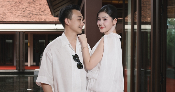 Vợ chồng Lê Âu Ngân Anh tình tứ tại sự kiện thời trang: Hạnh phúc viên mãn sau hôn nhân - hình ảnh - playxx88.com Vợ chồng Lê Âu Ngân Anh tình tứ tại sự kiện thời trang: Hạnh phúc viên mãn sau hôn nhân - hình ảnh - playxx88.com