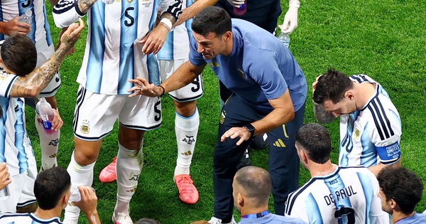 Argentina lội ngược dòng kinh điển nhờ thiên tài Scolani: Thay đổi chiến thuật như thần: góc nhìn mới cho người chơi Việt - hình ảnh - playxx88.com Argentina lội ngược dòng kinh điển nhờ thiên tài Scolani: Thay đổi chiến thuật như thần: góc nhìn mới cho người chơi Việt - hình ảnh - playxx88.com