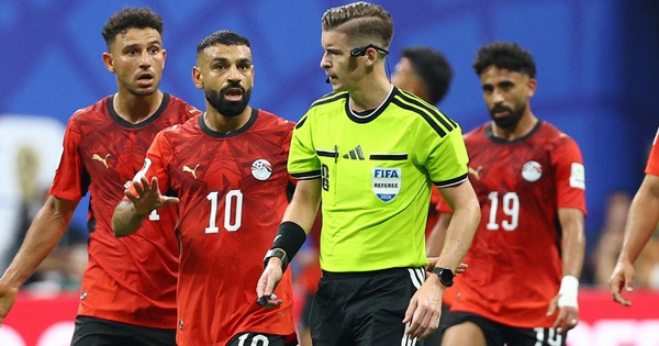 Trọng tài xử ép Ai Cập, mở đường cho Argentina vào tứ kết World Cup?: góc nhìn mới cho người chơi Việt - hình ảnh - playxx88.com Trọng tài xử ép Ai Cập, mở đường cho Argentina vào tứ kết World Cup?: góc nhìn mới cho người chơi Việt - hình ảnh - playxx88.com